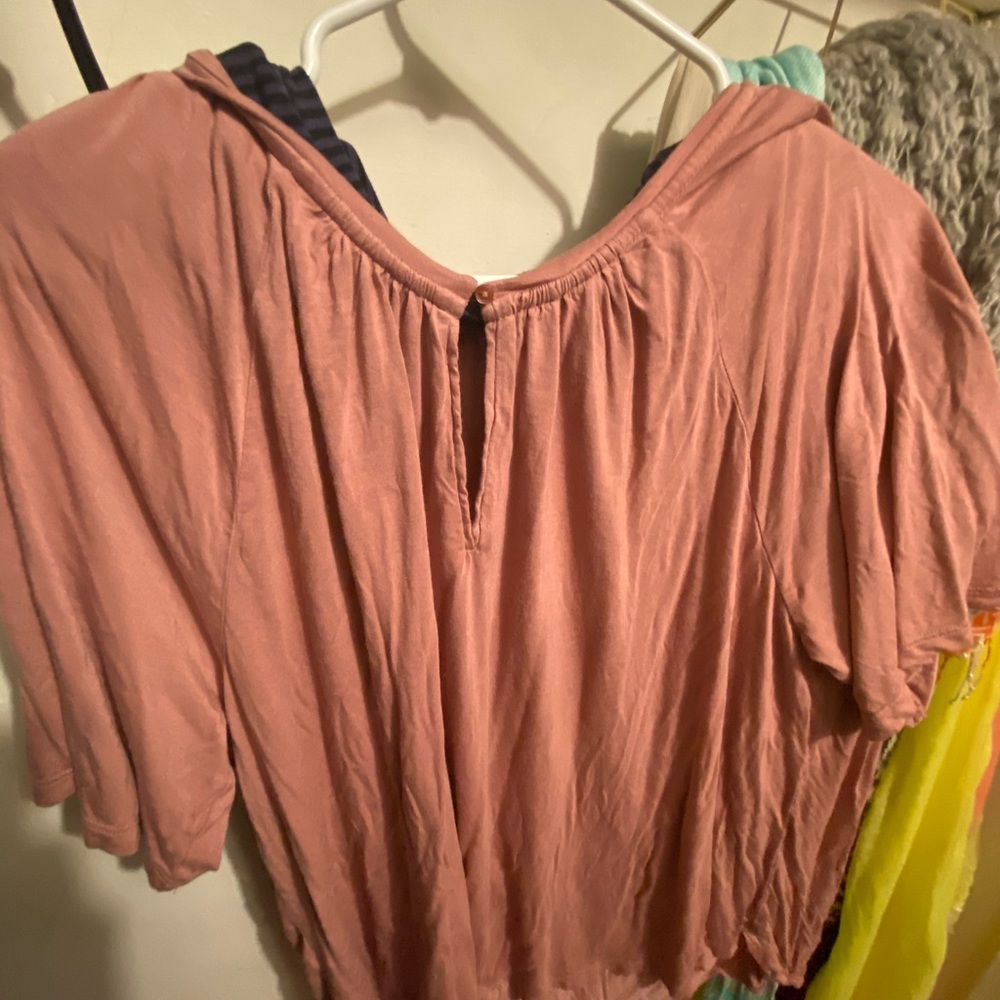 Short sleeve shirt